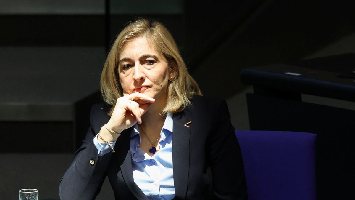 Gesundheitsreform: Aus für kostenlose Mitversicherung von Ehepartnern? Wirbel um Koalitionsidee