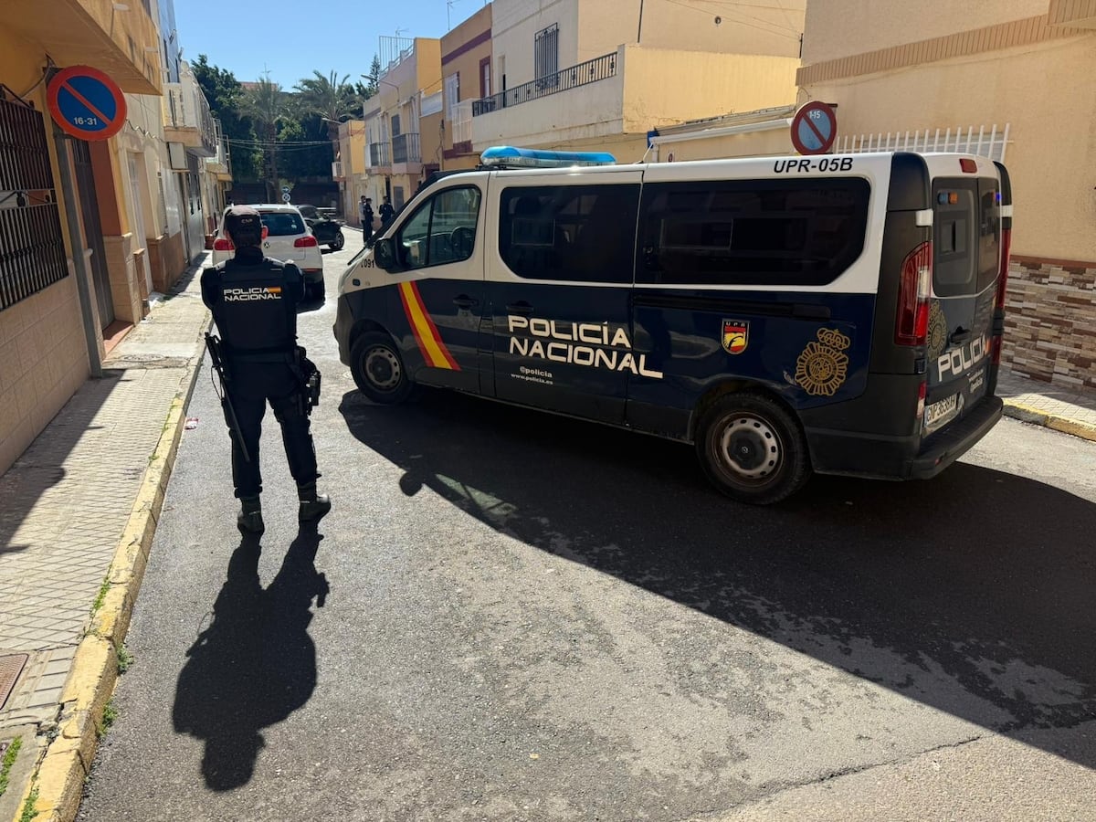 Muere una mujer y un hombre resulta herido de gravedad en un tiroteo en un cortijo de Almería