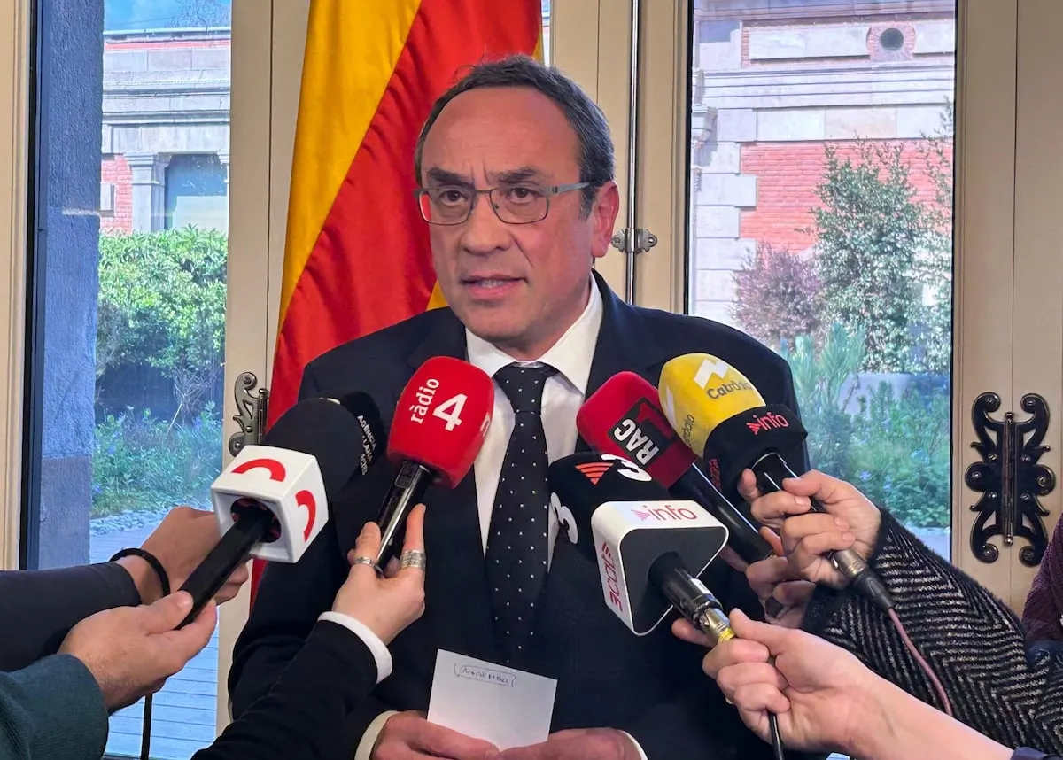 El Parlament de Cataluña recurre la sentencia del TSJC que rechaza exigir a los chóferes de la Cámara el B2 de catalán