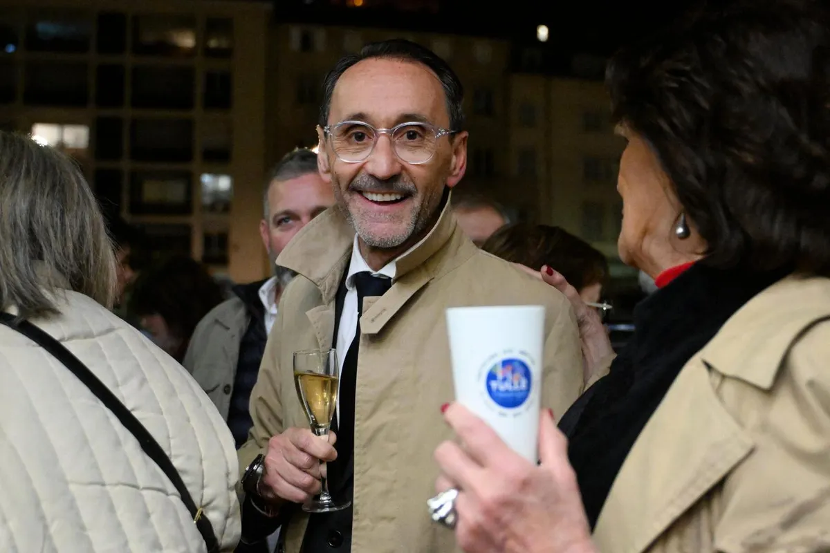 Municipales 2026 : Tulle, fief de François Hollande, tombe entre les mains de la droite