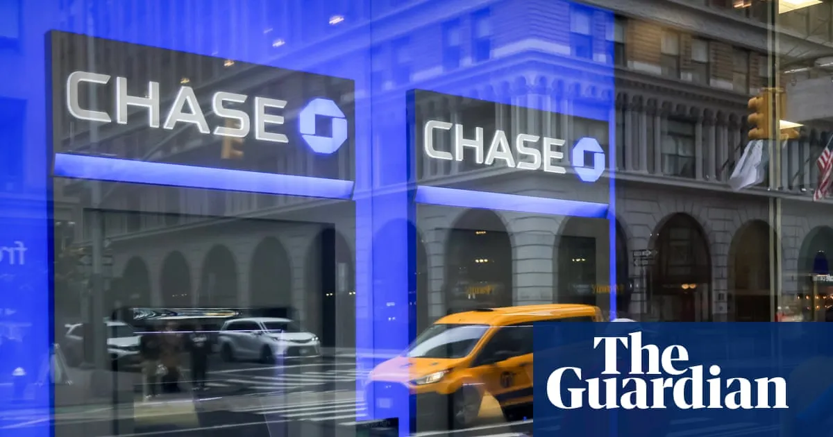 New York robber on the run after stealing just $605 from six banks across city