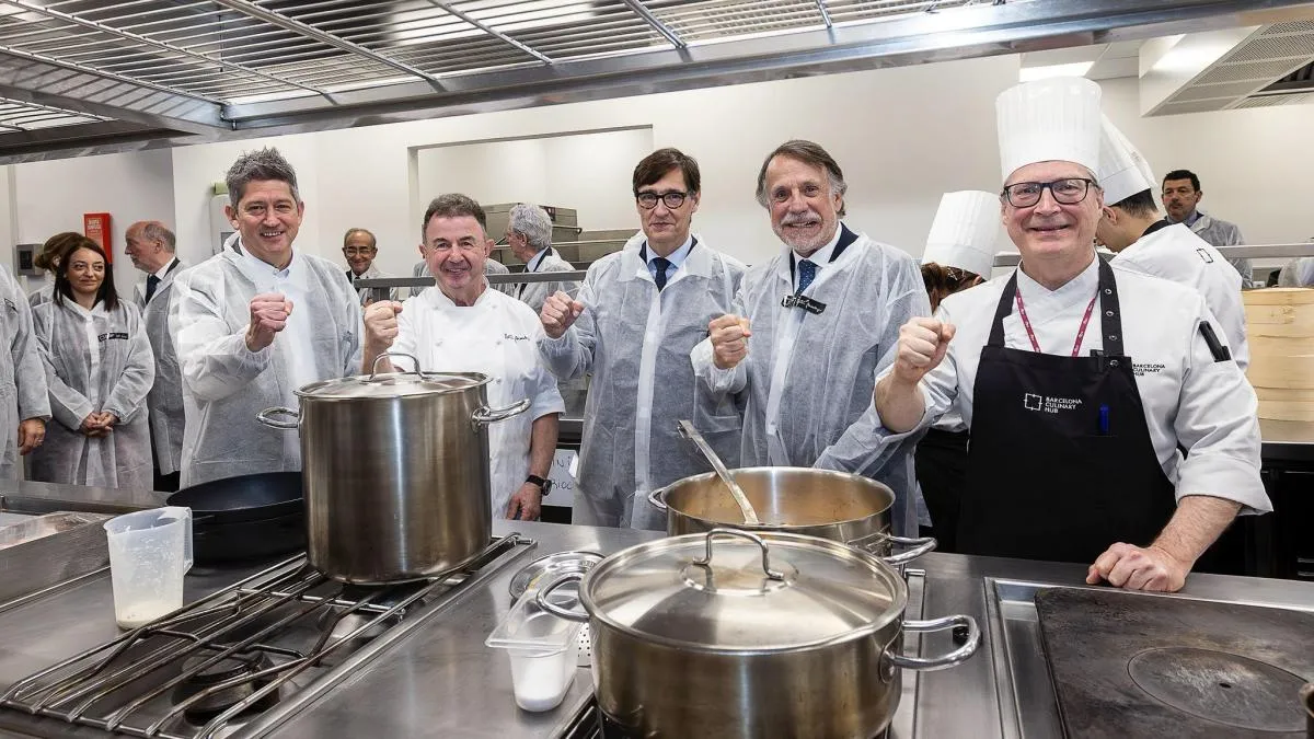 
                                                                                                                                  Martín Berasategui impulsa una nueva etapa en el Barcelona Culinary Hub: “La revolución está en la unidad”
                                                                                                                              