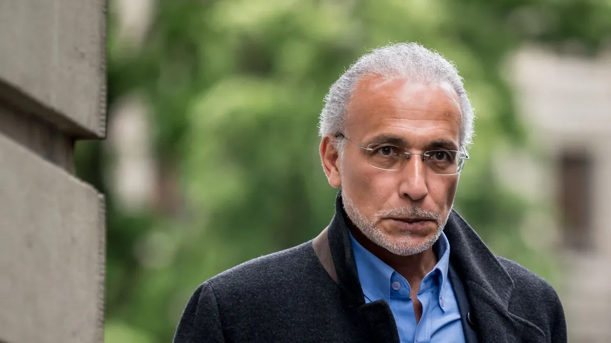 Procès de Tariq Ramadan : dix-huit ans de réclusion criminelle requis contre l'islamologue, jugé en son absence pour viols