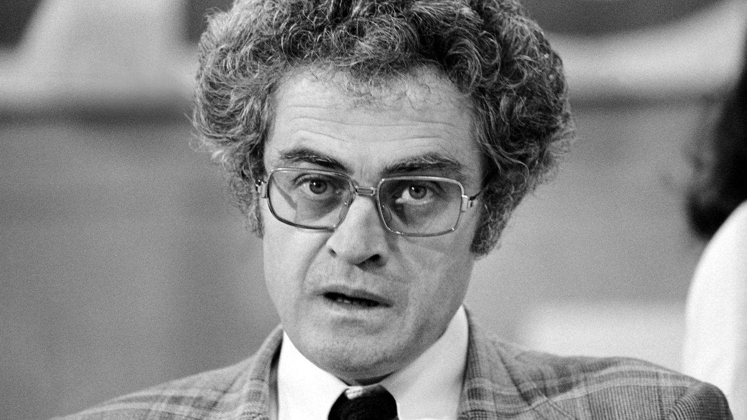 Les obsèques publiques de Lionel Jospin auront lieu jeudi à 14h30 au cimetière du Montparnasse à Paris, après l'hommage national aux Invalides