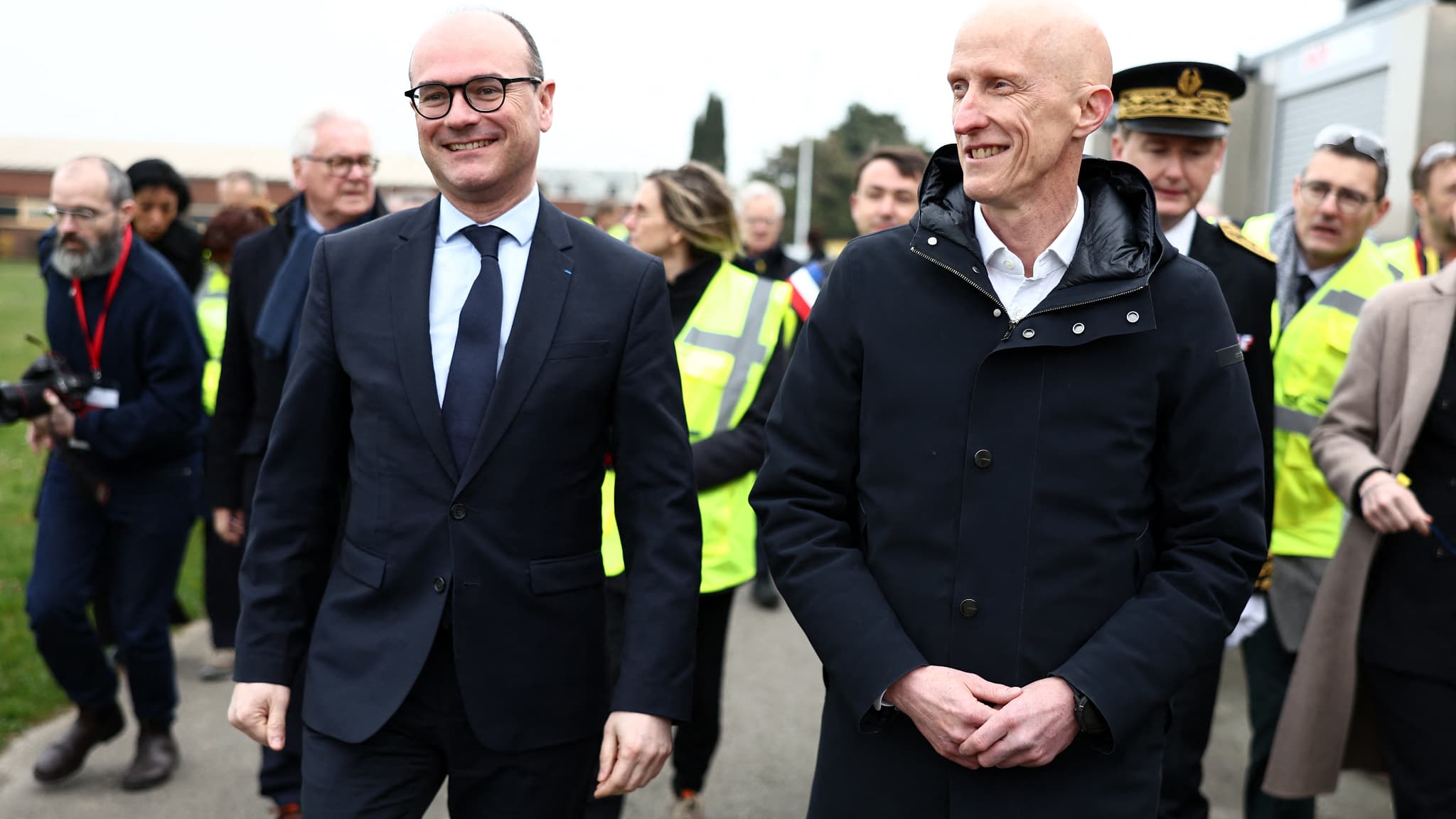 "Environ 250 personnes devront partir de manière contrainte": le repreneur du verrier Arc annonce plus d'un tiers de licenciements secs sur les 700 suppressions de postes prévues