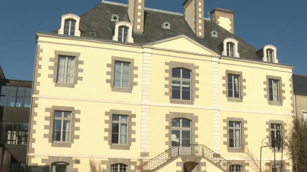 "J'en ai ras le chou !" : des personnes âgées désemparées après la fermeture de leur résidence du groupe Heurus à Vitré