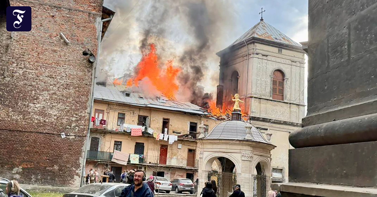 Liveblog UkraineKrieg: Shahed-Drohne schlägt in Lemberg ein