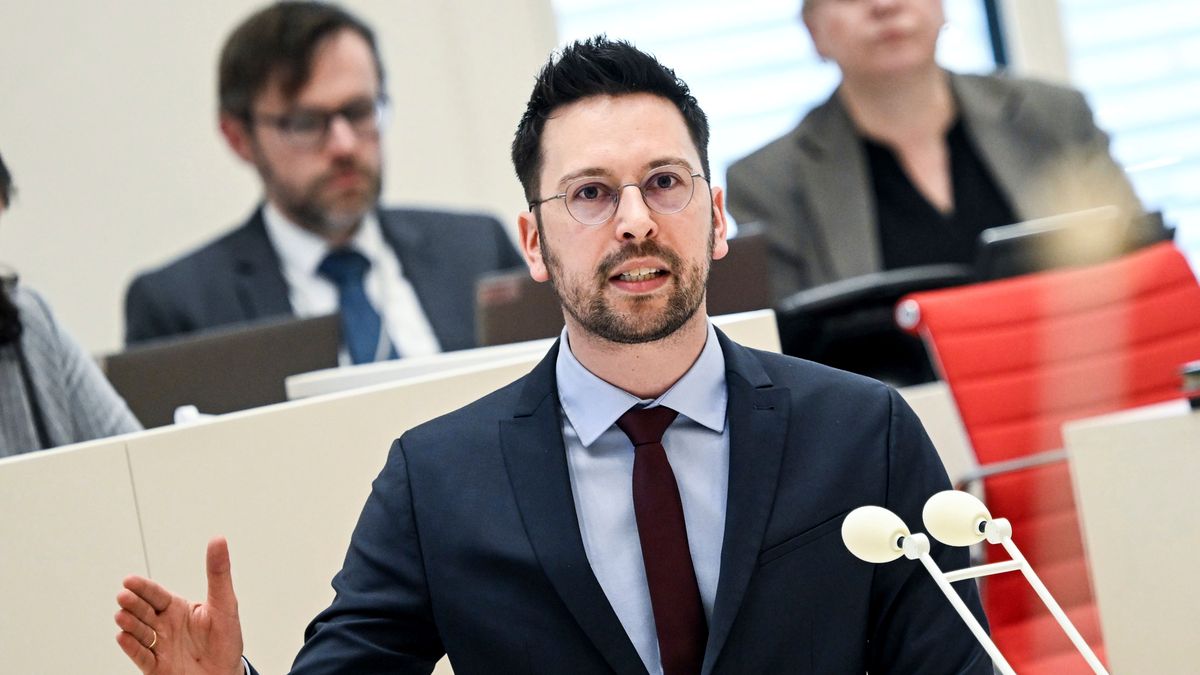 Falkenberg: AfD-Bundesvorstand relativiert rechtsextreme Parole bei Teenager-Party