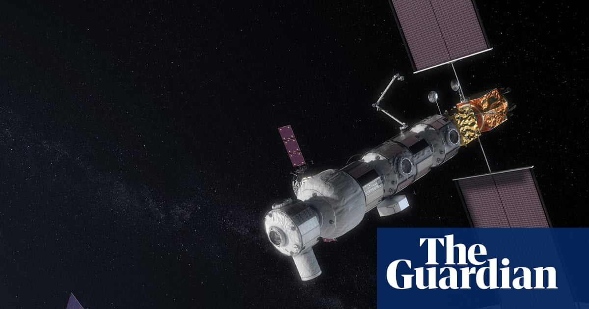 Nasa to spend $20bn on moon base after cancelling orbiting station