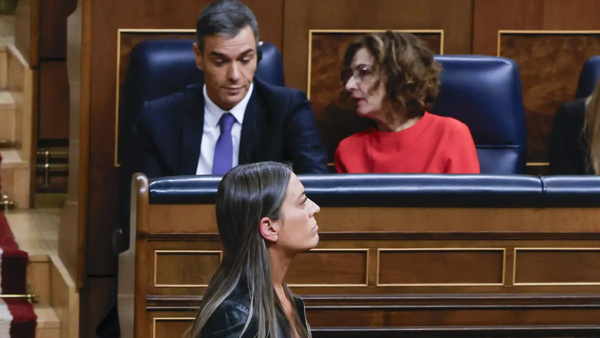 
         El Gobierno aplicará la directiva para eximir del IVA a los pequeños autónomos a cambio del apoyo de Junts al decreto anticrisis 
    