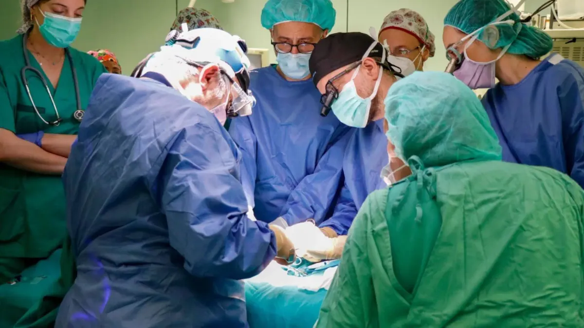 Condenan al Hospital de Barcelona por la muerte de un paciente en 2021 tras infectarse en una operación