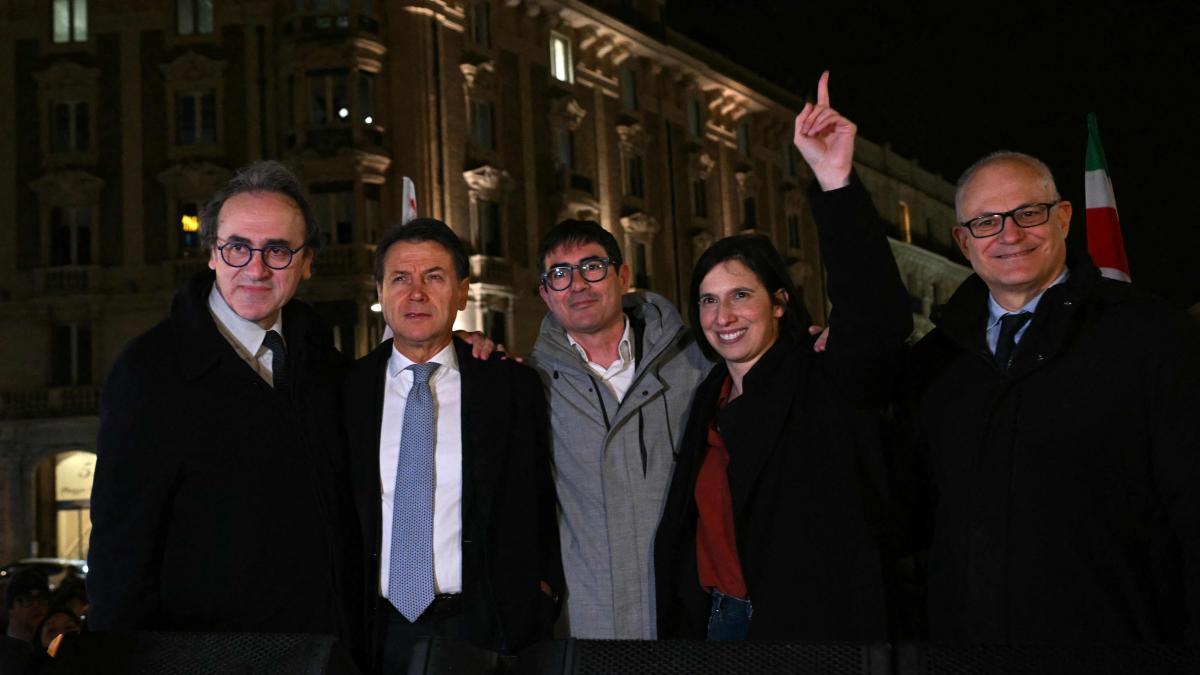 
                                                                     La derrota de Meloni abre la partida en Italia y despierta a la izquierda
                                                                 