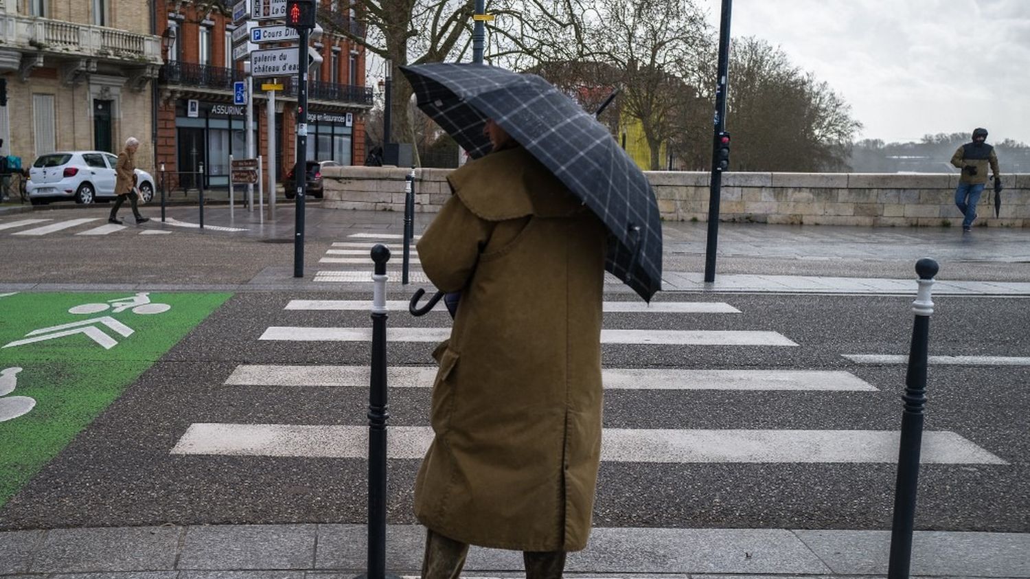 "Les températures pourront perdre jusqu'à 10 degrés" : un temps froid et pluvieux est attendu à partir de mercredi