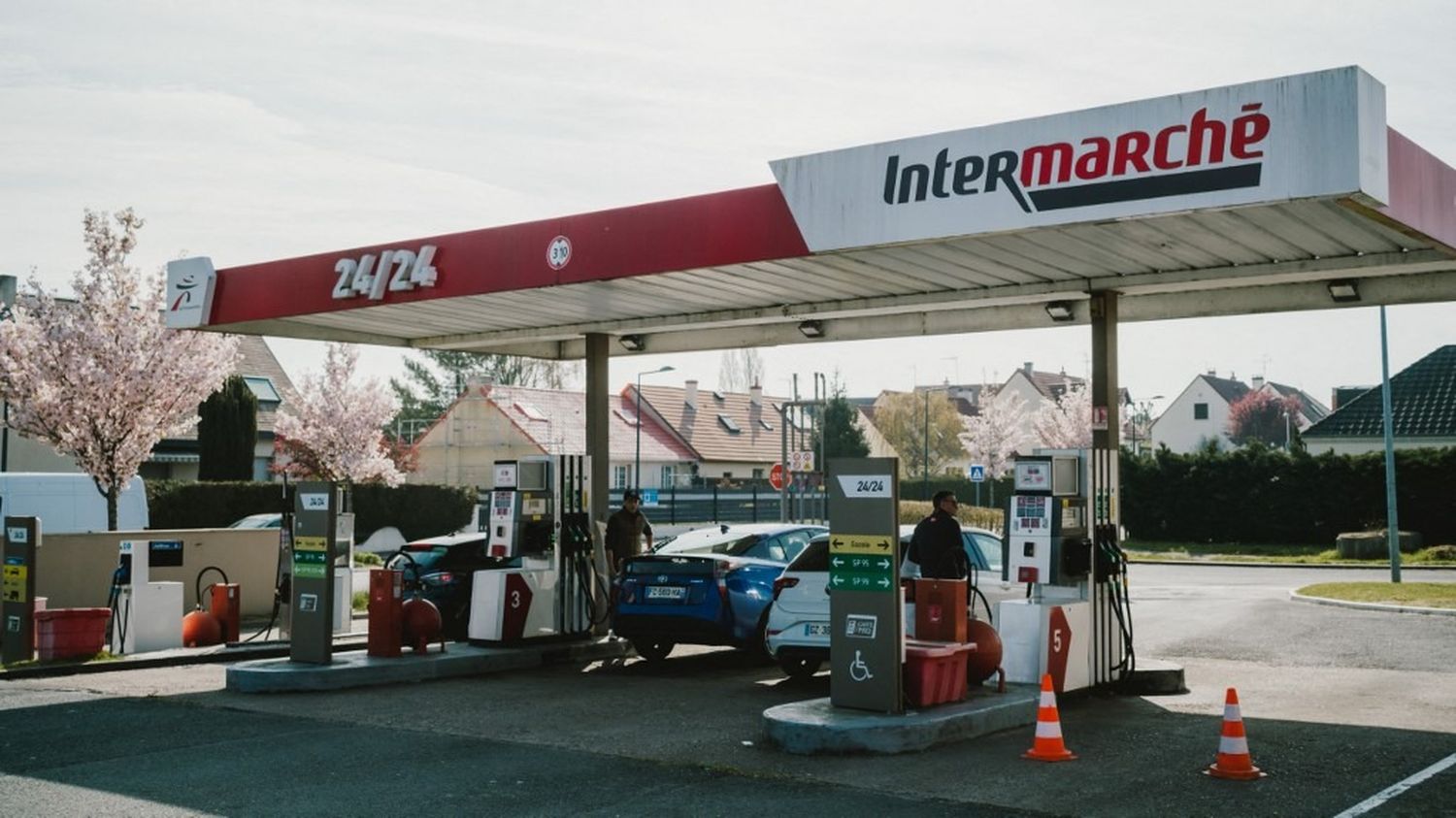 L'économie française est "percutée" par la guerre au Moyen-Orient selon l'Insee, qui prédit un "net regain d'inflation"