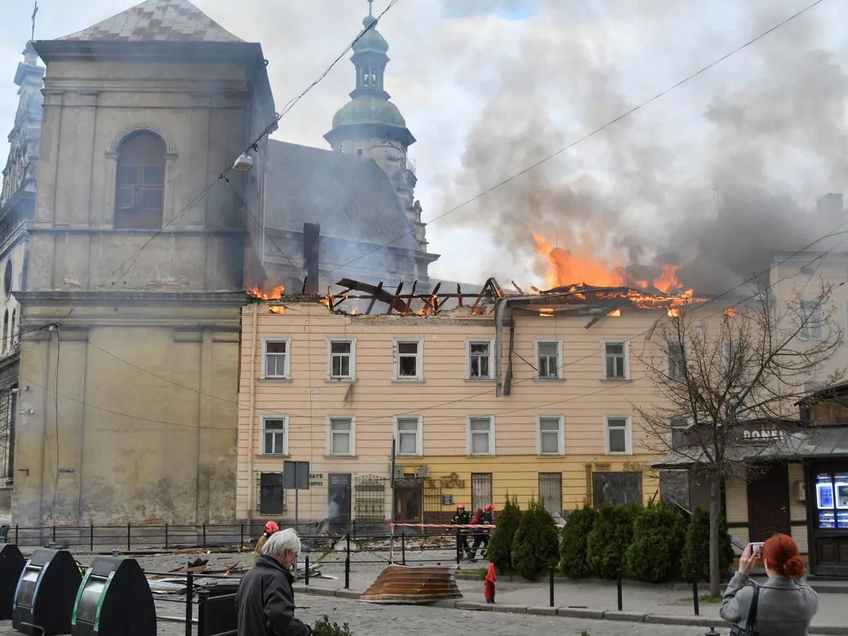 Russia hits Ukraine with rare daytime barrage as new offensive begins