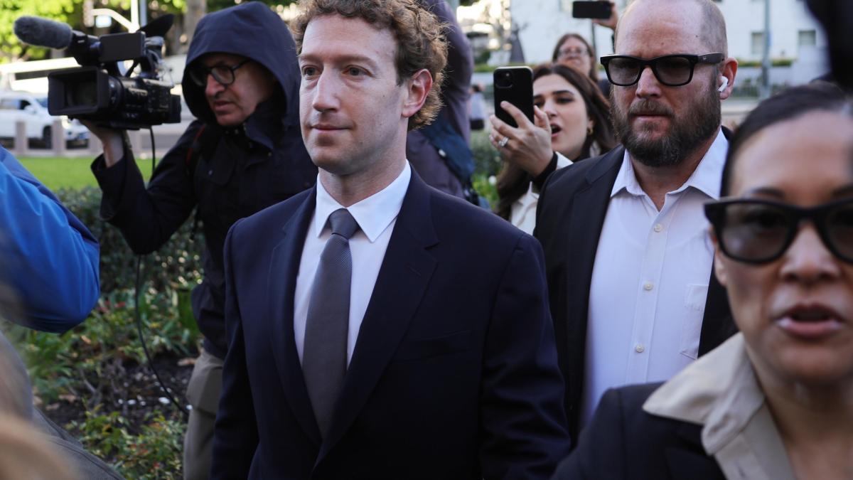 
                  Un jurado condena a Meta al pago de 375 millones por vulnerar la protección a menores
              