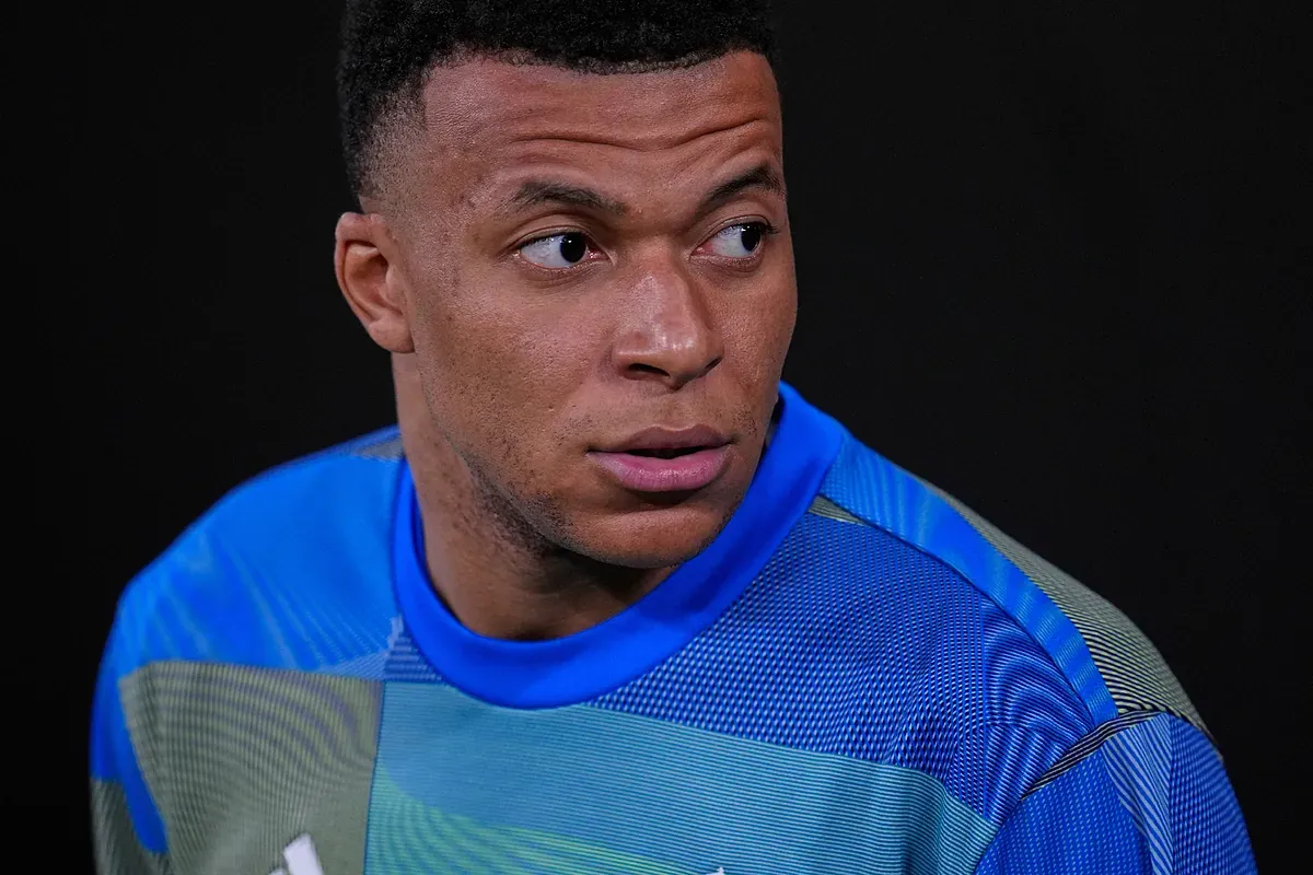 Mbappé jugó todo diciembre con dolor después de que los médicos del Madrid diagnosticaran la rodilla equivocada