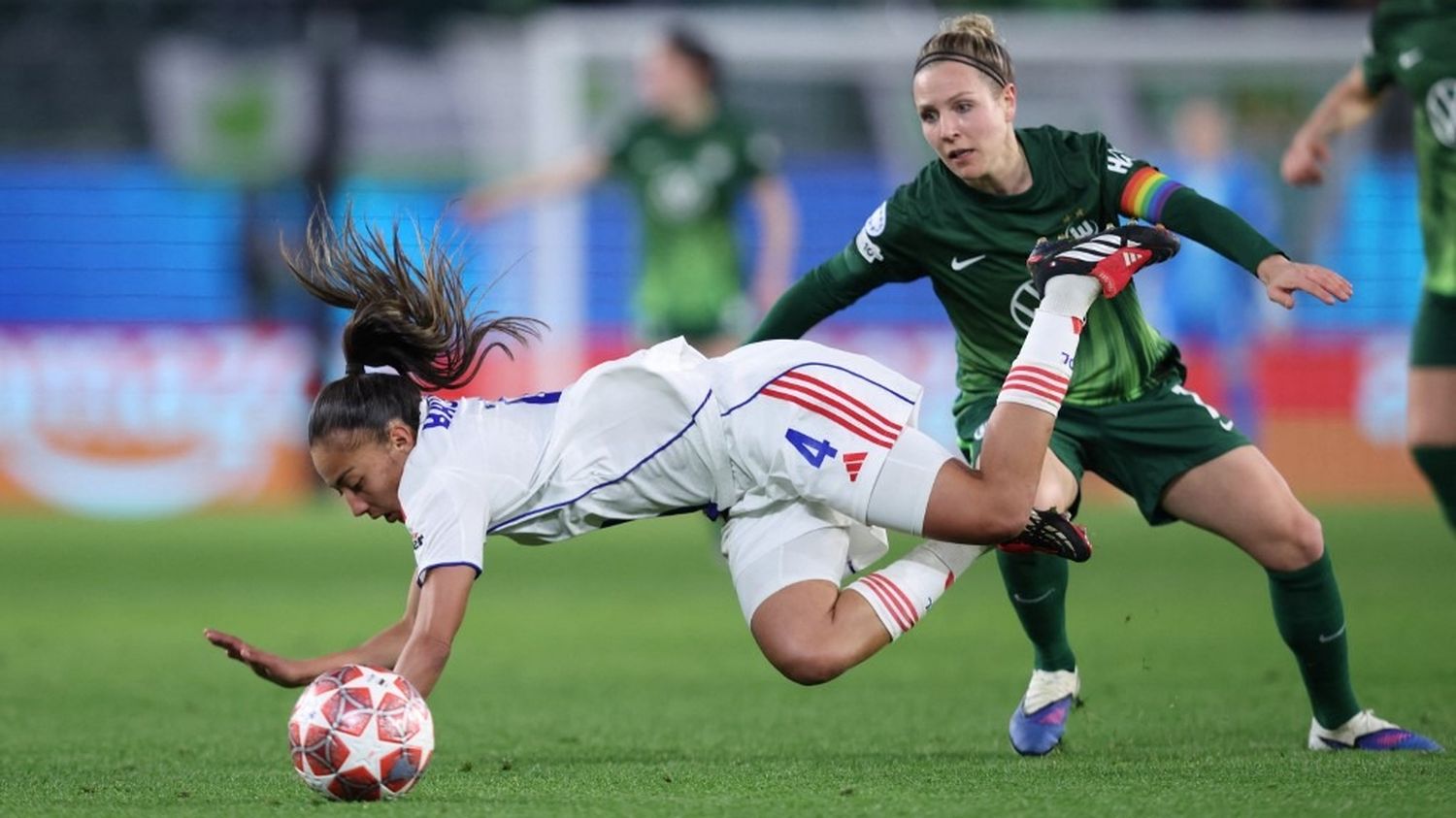 Ligue des champions : première défaite de la saison pour OL Lyonnes, battu par Wolfsbourg en quarts de finale aller