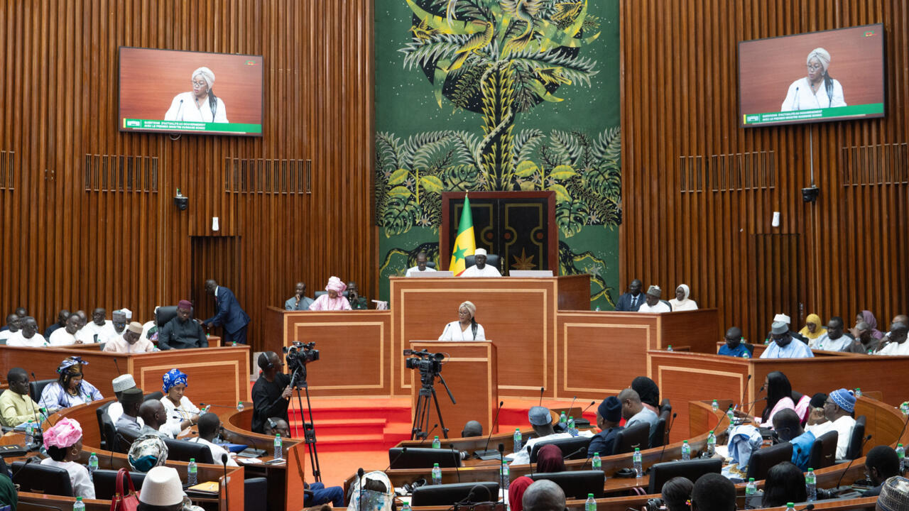 Sénégal: polémique suscitée par un emprunt «secret» pour rembourser la dette