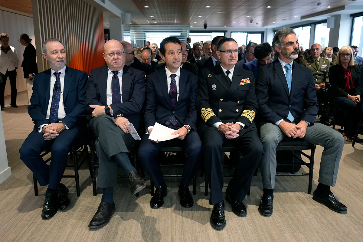 El Gobierno se reforzó como cliente de estrella de Indra en 2025: un 60% más de ingresos a la espera de los macrocontratos que pueden decidir el futuro al frente del grupo