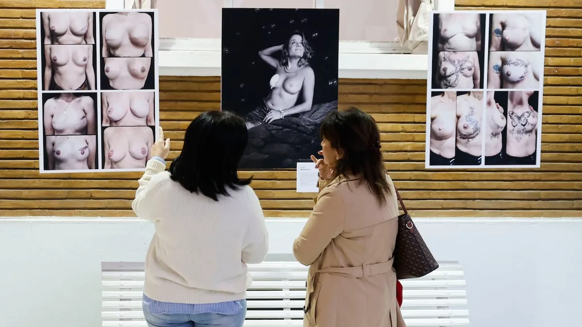 La Junta de Andalucía reduce el número de administrativas que citan para el cribado de cáncer de mama en Sevilla