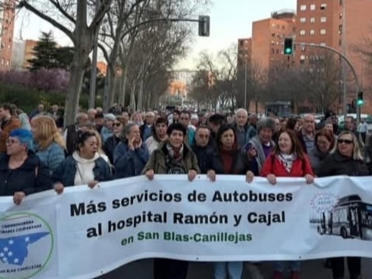 San Blas consigue mejorar la frecuencia de paso de la EMT para llegar al Hospital Ramón y Cajal