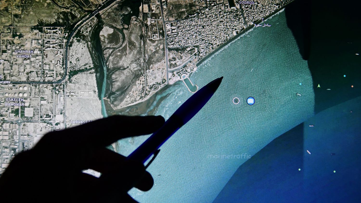 L'Iran affirme que les "navires non hostiles" peuvent emprunter le détroit d'Ormuz