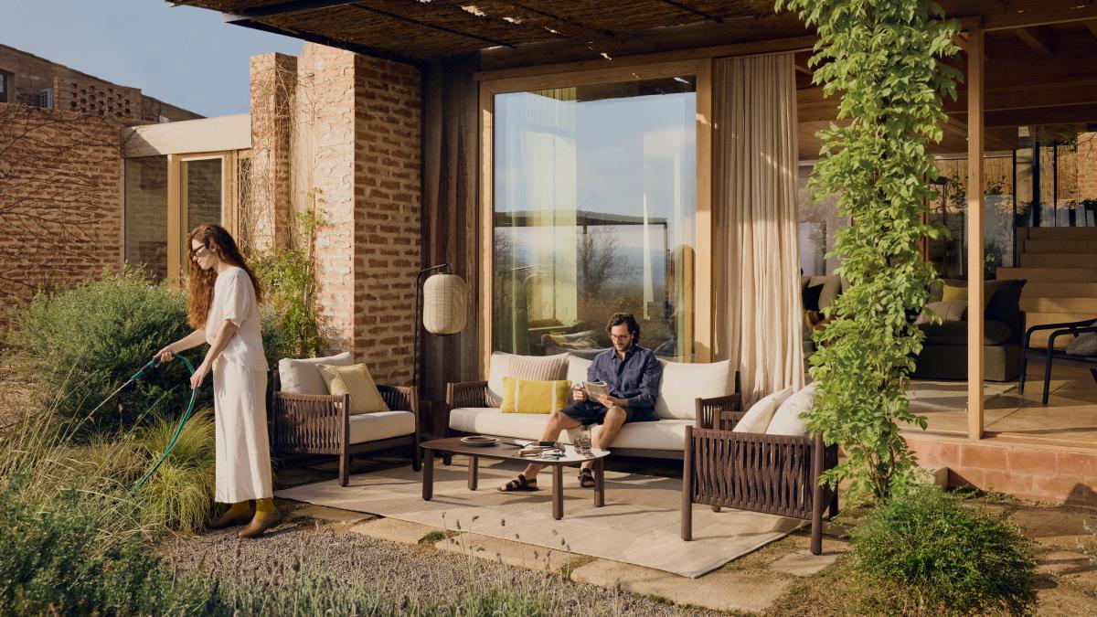 
                                                                                                                      El exterior es la nueva sala de estar (y claves para hacerla más acogedora)
                                                                                                                  