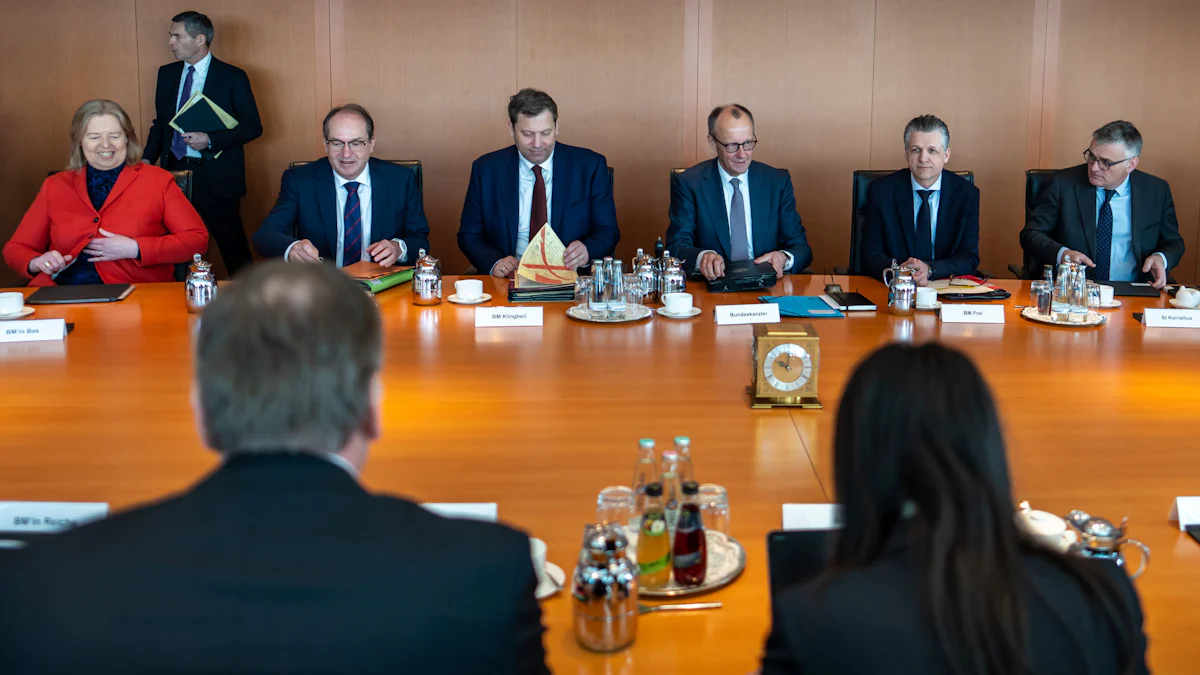 Bundespolitik: Kabinett will bessere Unterstützung für Gewaltopfer beschließen
