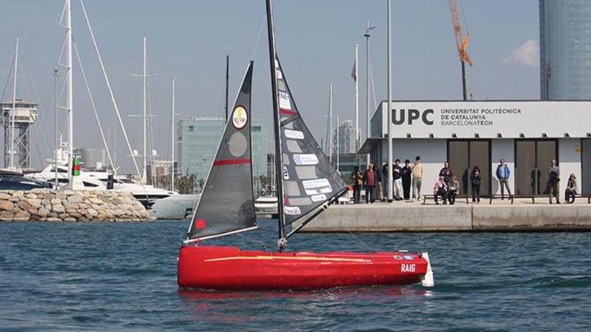 
                                                                                                                Se presenta el Raig FNB, un velero autónomo sostenible diseñado y construido por estudiantes de la UPC
                                                                                                            