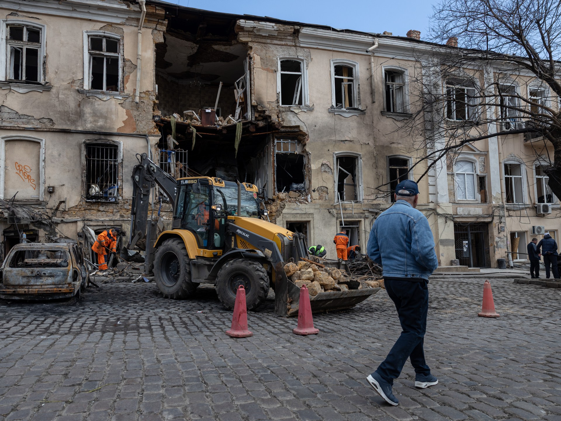 Russia, Ukraine tit-for-tat attacks knock out power for over half a million