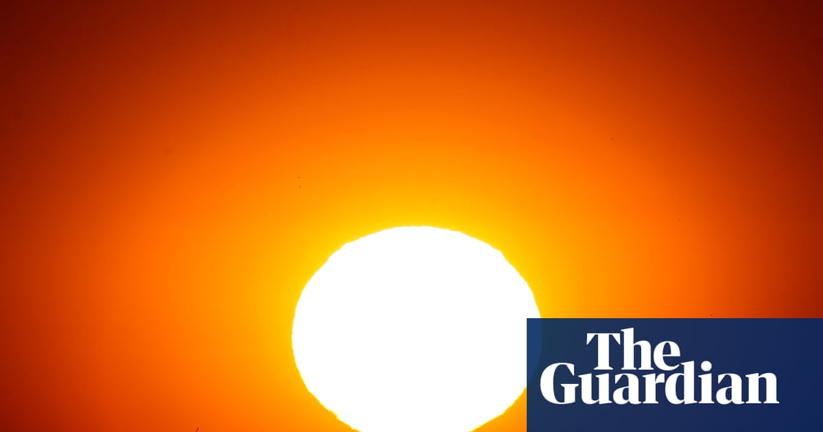 BoM reveals Christmas Day weather forecast as nation sweats through extreme heatwave