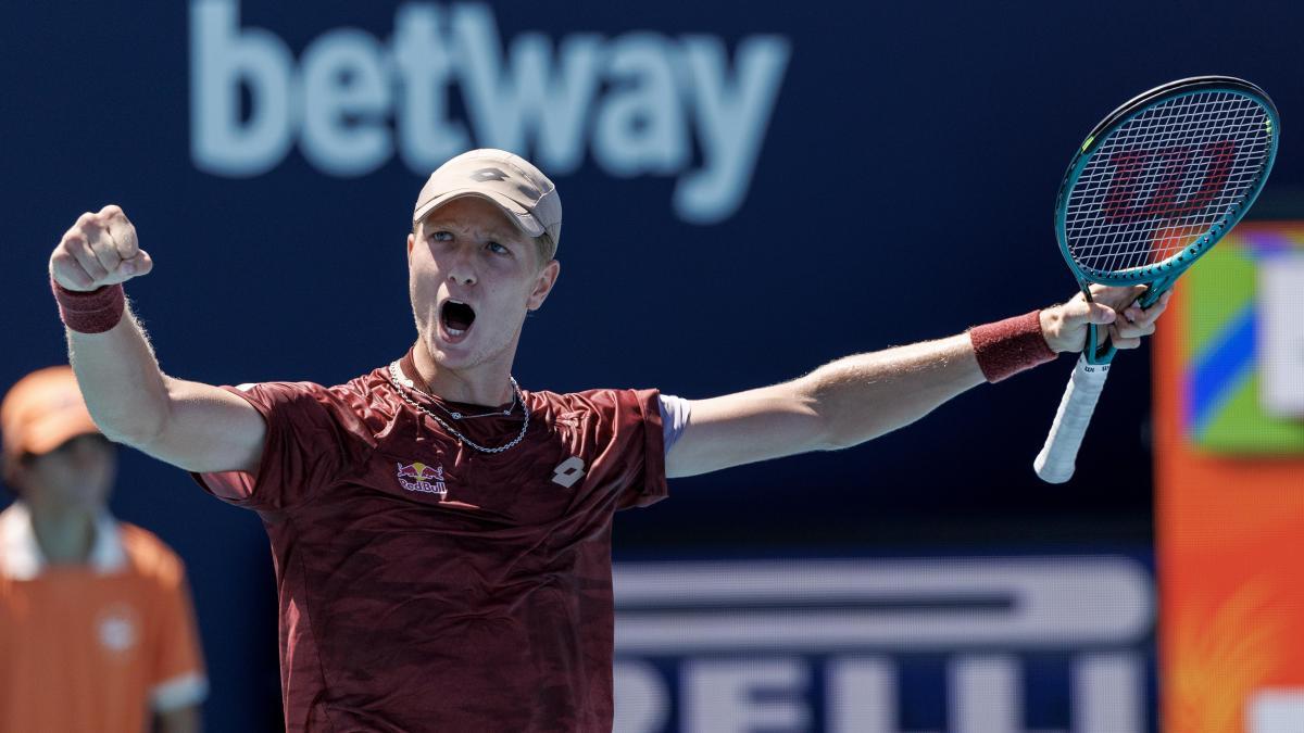 
                                                                                                             Martín Landaluce: en España, hay tenis más allá de Nadal y Alcaraz
                                                                                                         