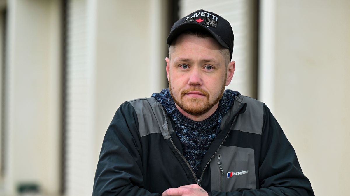 England: Verhinderter Bombenanschlag – Beinahe-Attentäter fragte Patient nach Umarmung