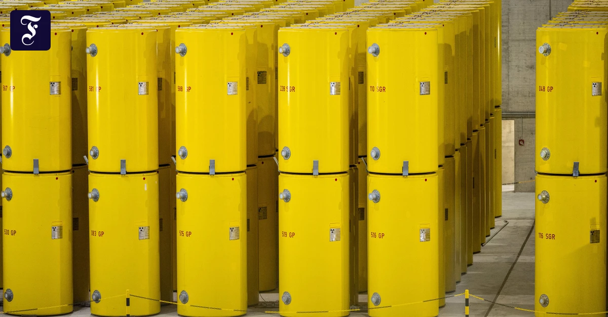 Radioaktive Brennelemente: Castortransport in Ahaus angekommen