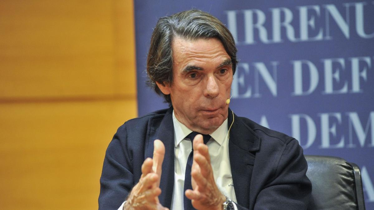 
                                                                                     La Faes replica a Sánchez y defiende que Aznar se involucrara en la guerra de Irak
                                                                                 