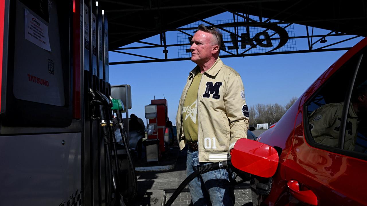 In der Slowakei tanken Ausländer jetzt teurer