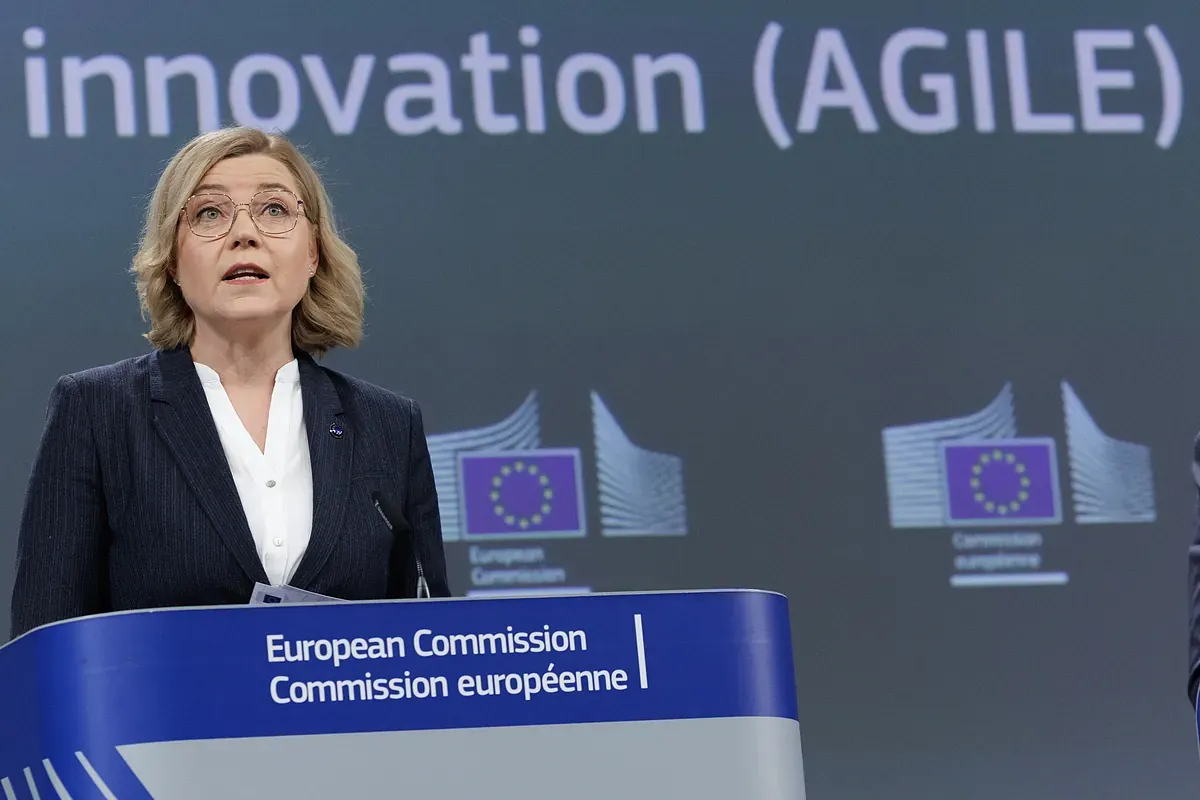 Bruselas sólo dice que es "muy preocupante" que Hungría hable con Rusia "antes y después" de las reuniones de la UE