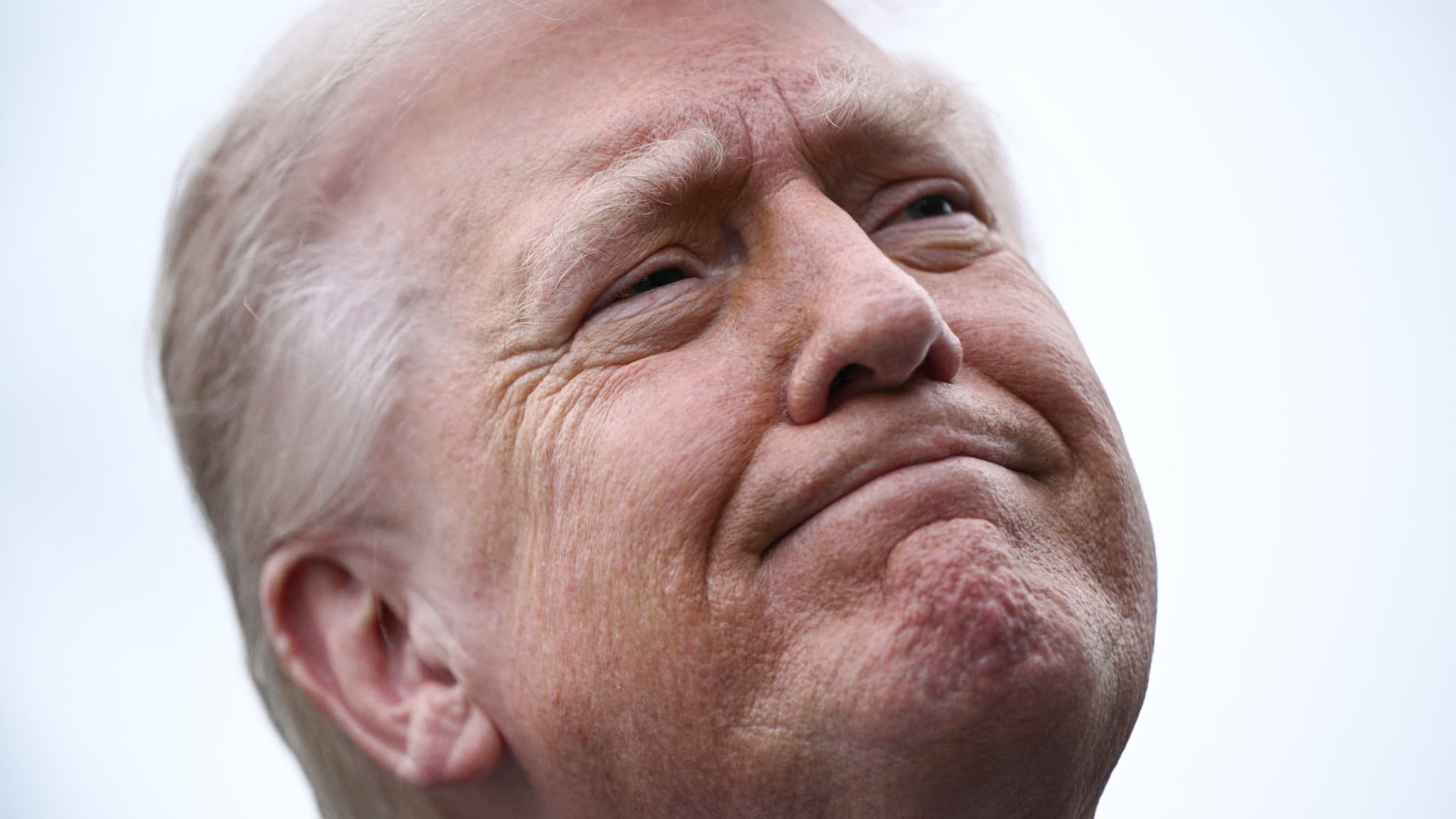 Il a fait 30.000 déclarations trompeuses en un mandat: pour savoir ce que va vraiment faire Trump en Iran, il ne faut pas l'écouter mais regarder les moyens déployés par l'armée sur le terrain (et ils augmentent)