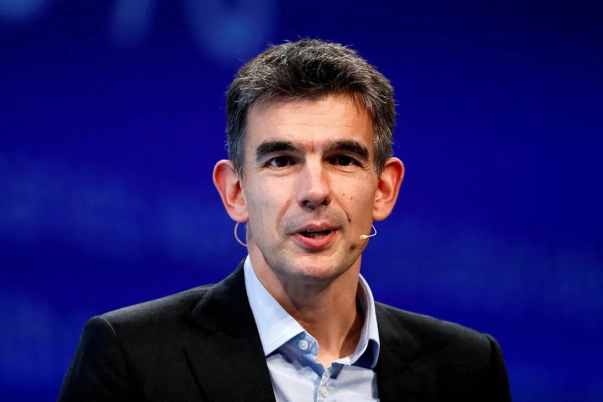 La BBC estrena nuevo director general en medio del pulso con Donald Trump