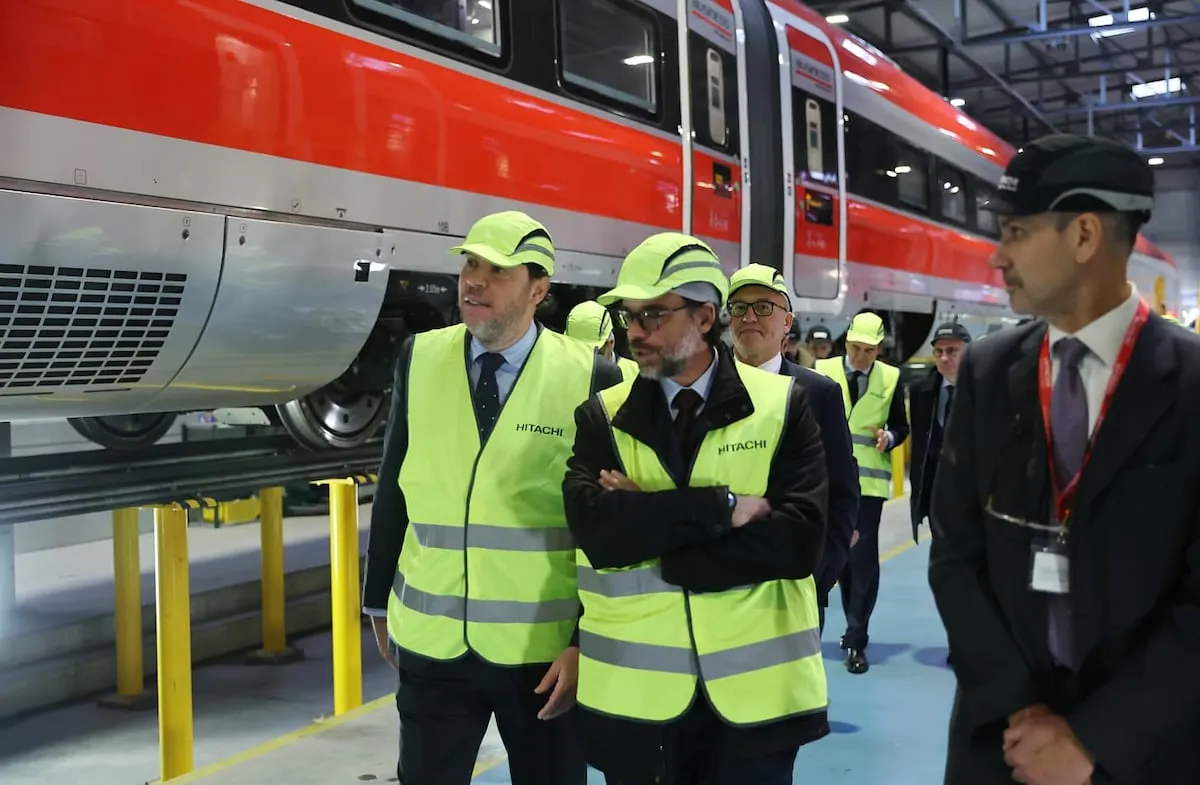 Renfe lanza la compra de 30 trenes de alta velocidad por 1.362 millones para superar la crisis de servicio