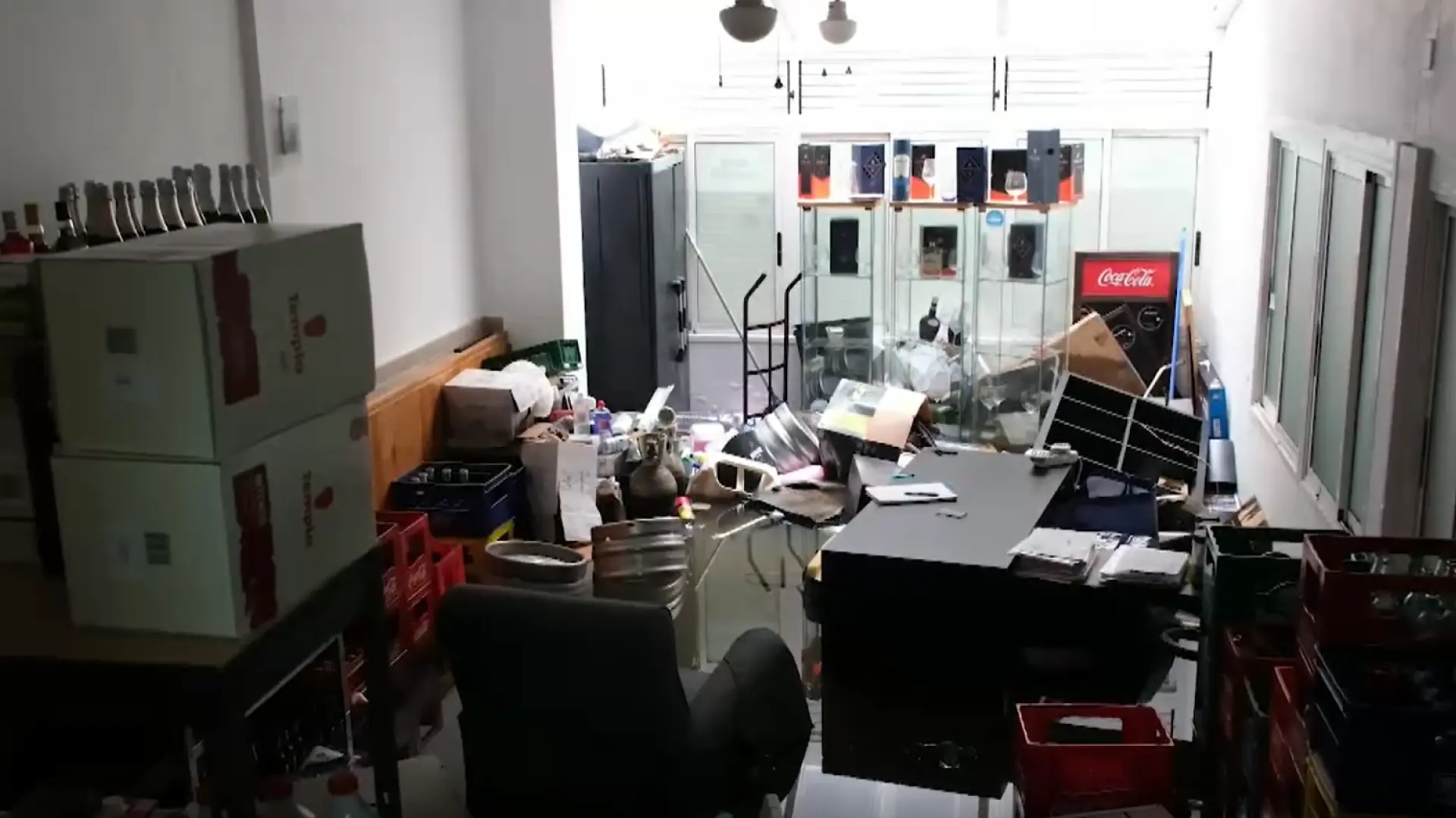 
         Los impactantes vídeos de las riadas en Tenerife que dejan desalojos, vías cortadas y más de 600 incidencias en una sola noche 
    