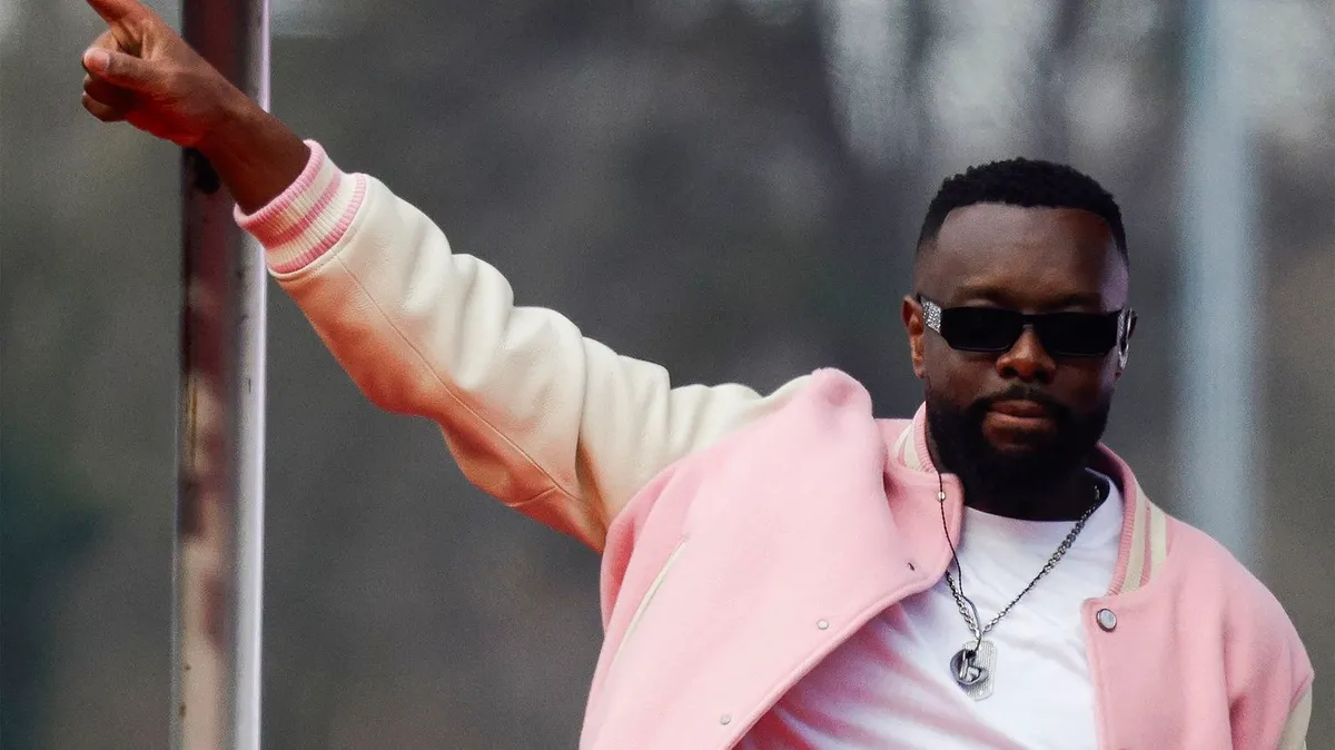 Le chanteur Gims placé en garde à vue dans le cadre d'une enquête ouverte pour blanchiment d'argent en bande organisée