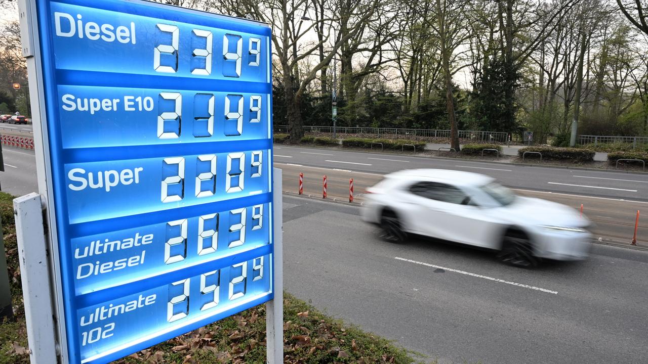 Kommentar: Klimaschutz - besser als jeder Tankrabatt