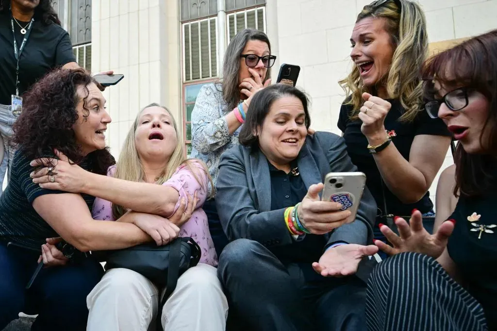 Meta y YouTube, culpables de dañar la salud mental de una menor en un juicio histórico