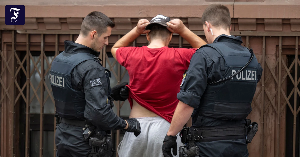 Rhein-Main-Feierabendbriefing: Frankfurter Polizeipräsident kritisiert Cannabisgesetz