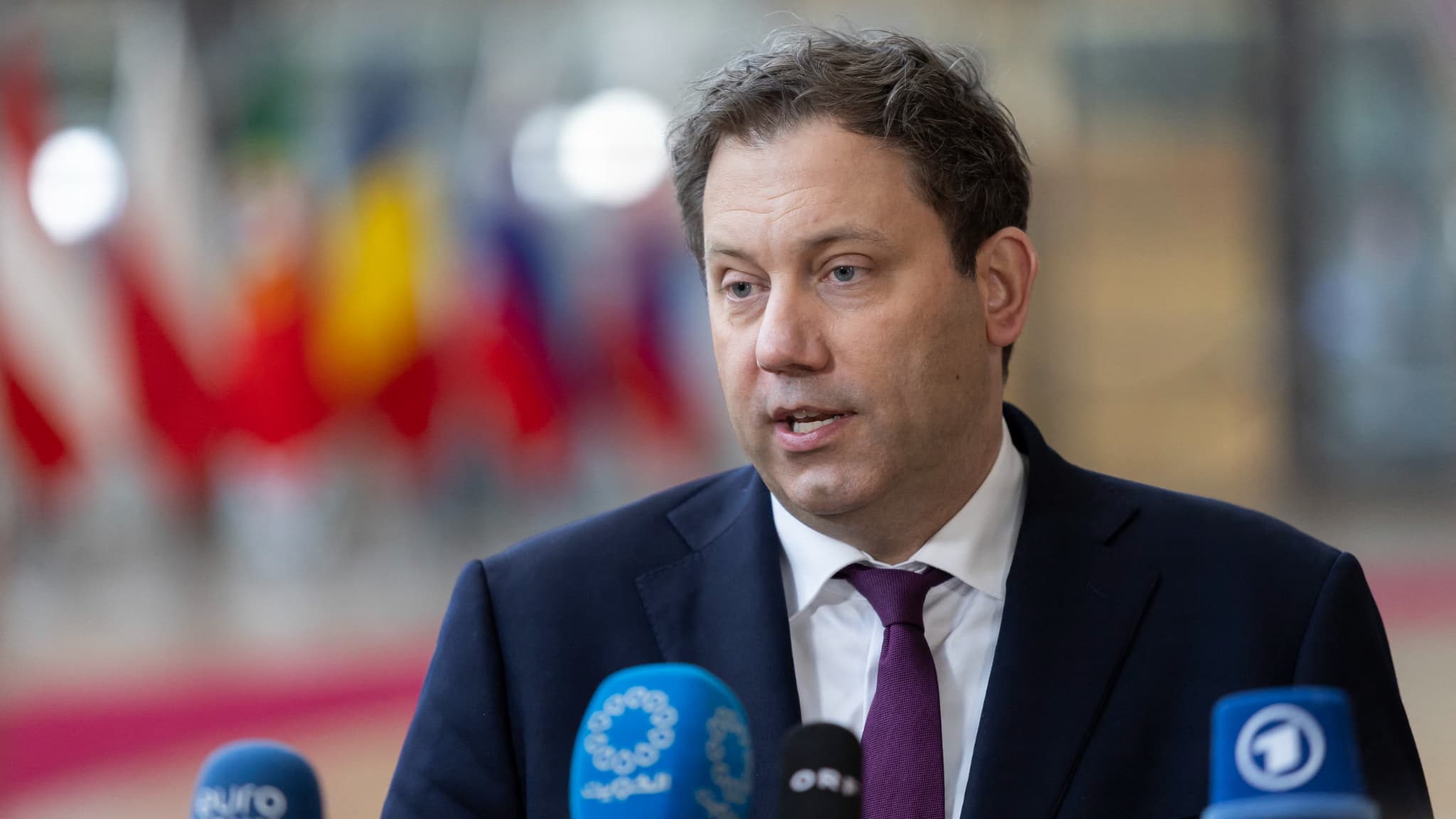 Il veut que les Allemandes travaillent plus et que l'impôt sur le revenu baisse: le vice-chancelier annonce une série de réformes pour stimuler la croissance en Allemagne