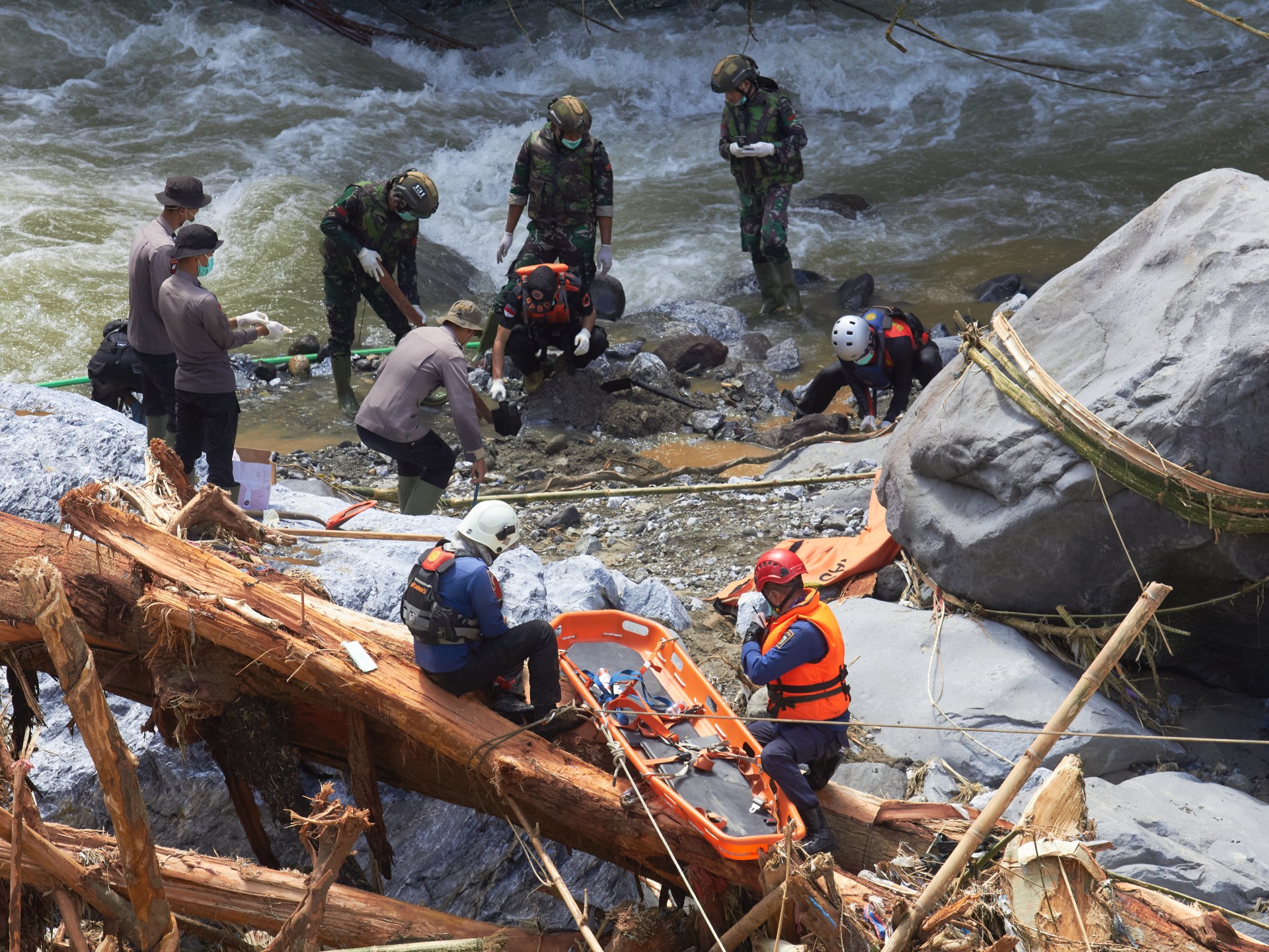 LIVE: 1,000 killed in floods in Indonesia, Sri Lanka, Thailand, Malaysia