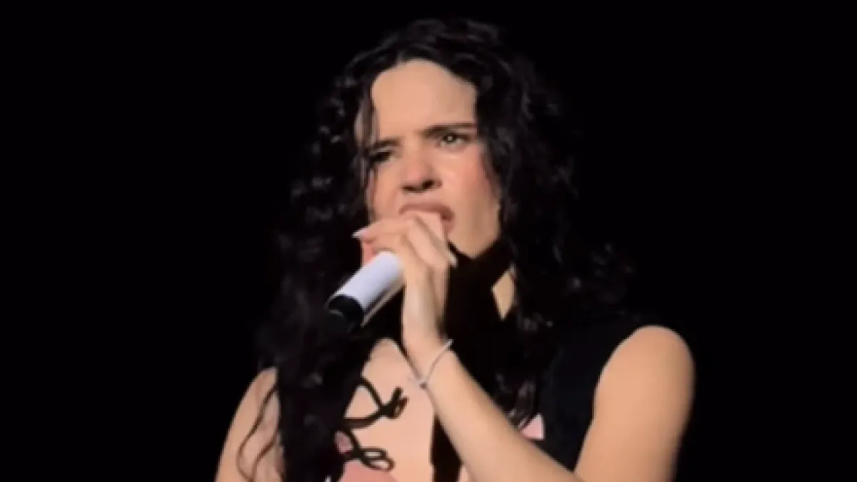 Rosalía, obligada a abandonar su concierto en Milán por un problema de salud: "He intentado continuar, pero no puedo"