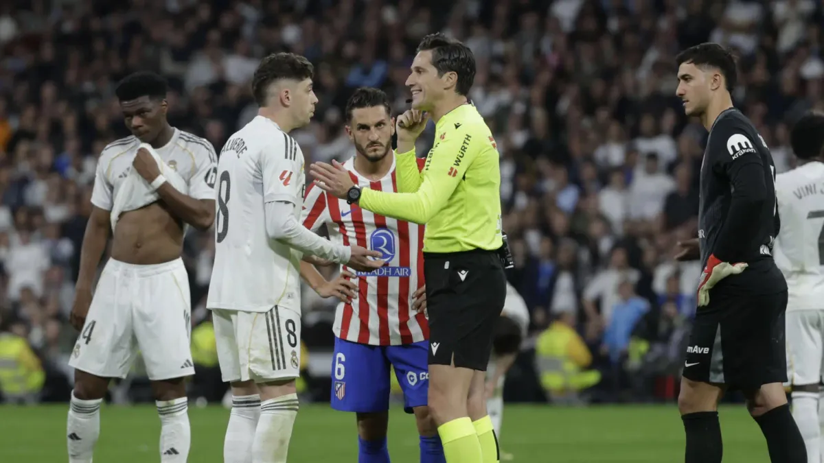 
         Un partido de sanción para Fede Valverde por su expulsión en el derbi entre Real Madrid y Atlético 
    